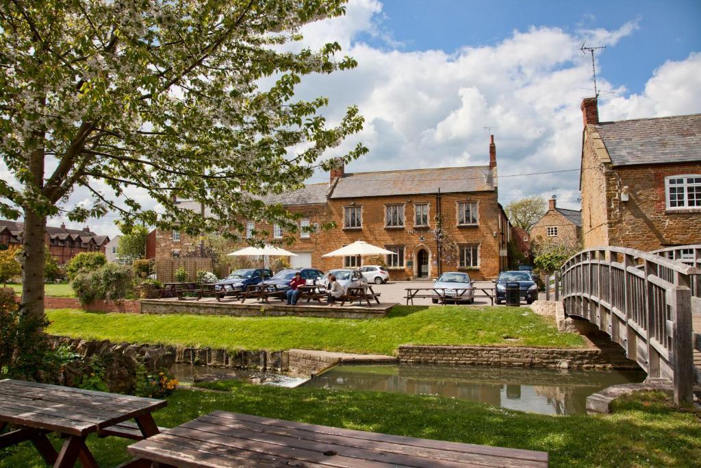 The Nevill Arms Hotel Medbourne Luaran gambar